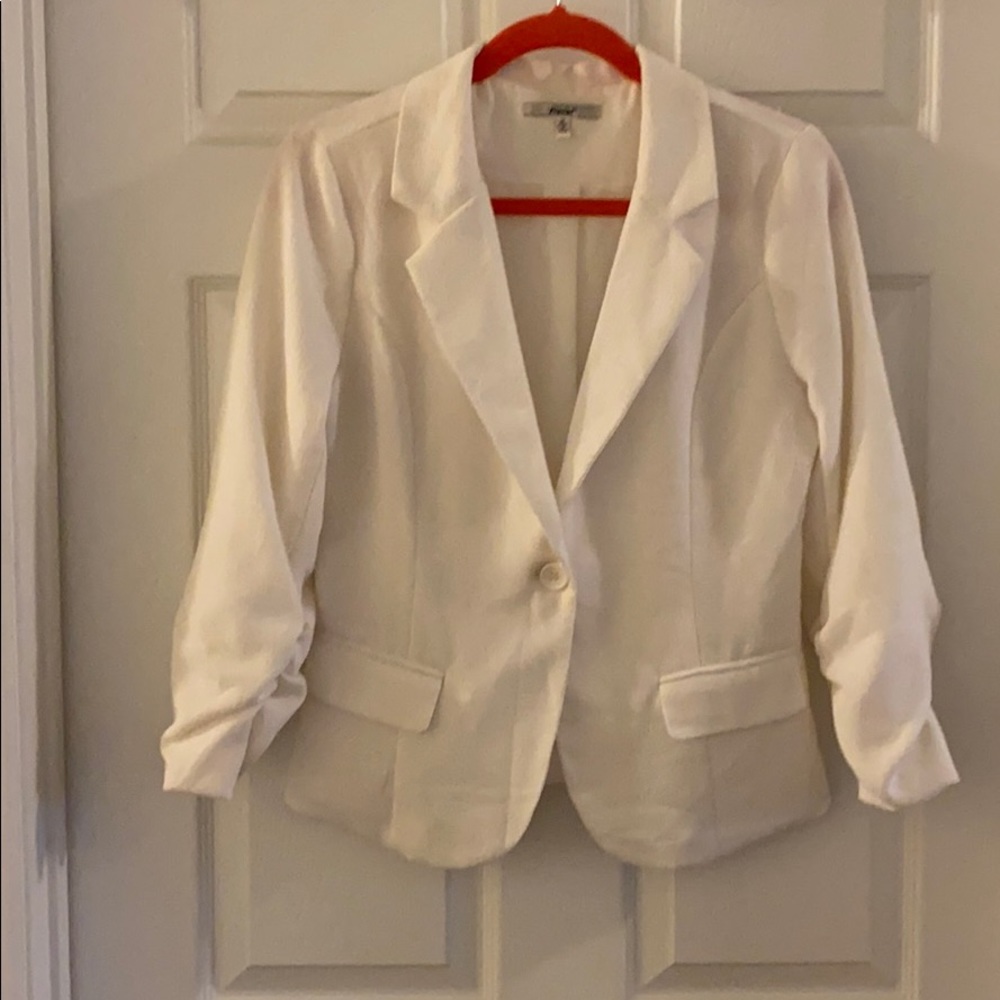 White short white jacket in good condition
